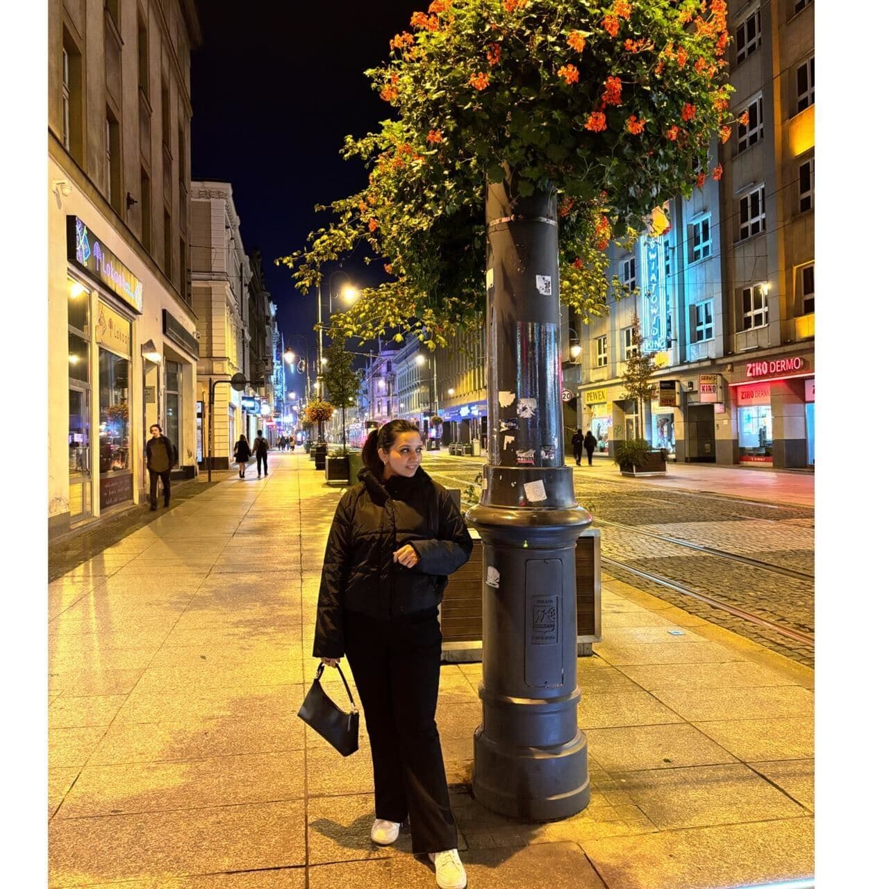 Shivani Kulshrestha - Founder